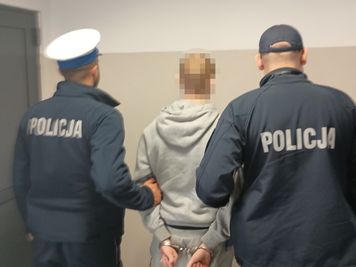15-latek groził nożem 14-latkowi i ukradł mu motorower. Niebezpieczne zdarzenie w Sierpcu
