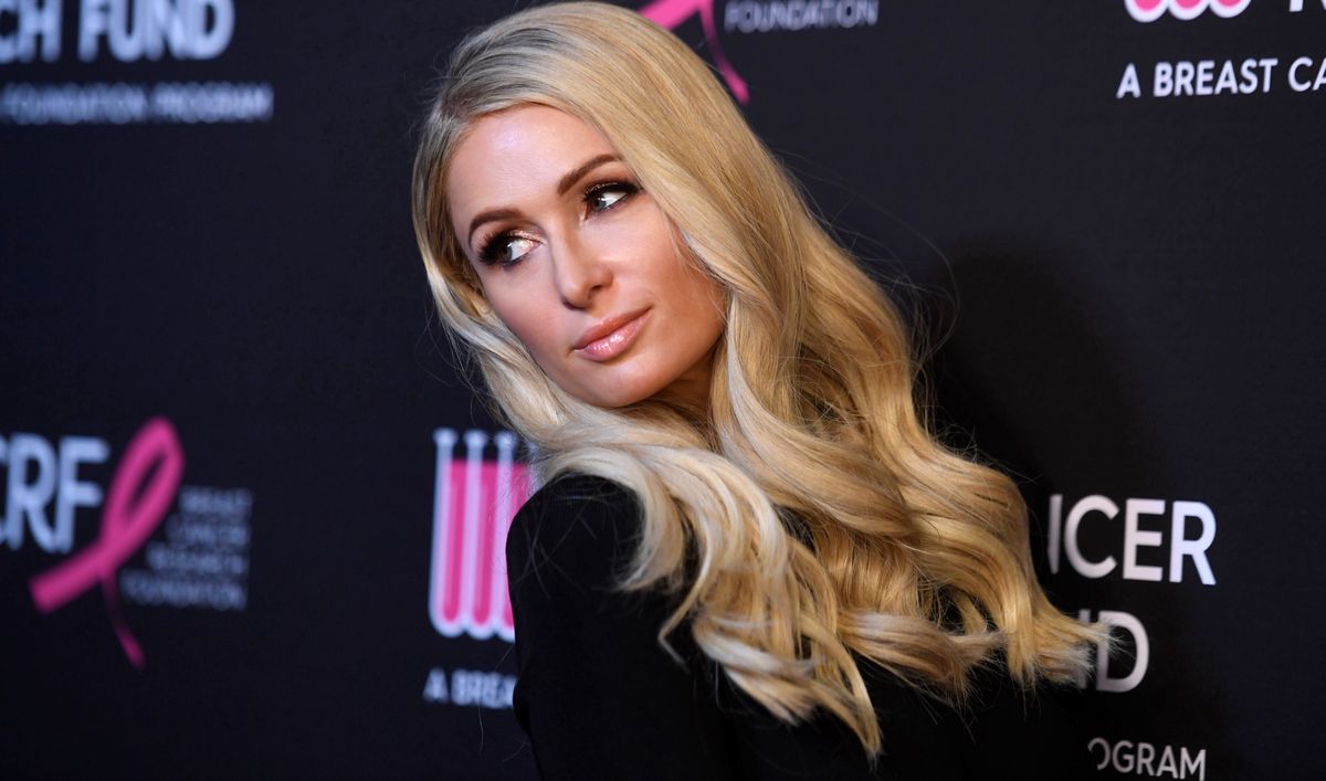 Paris Hilton zamieściła zdjęcie z dawnych lat: "Widać ból w moich oczach"