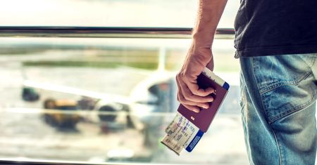 Jak kupować tanie bilety lotnicze? Ekspert zdradza sekret