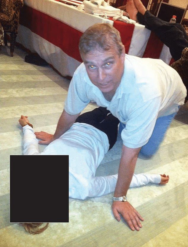 Zdjęcia z akt sprawy Epsteina