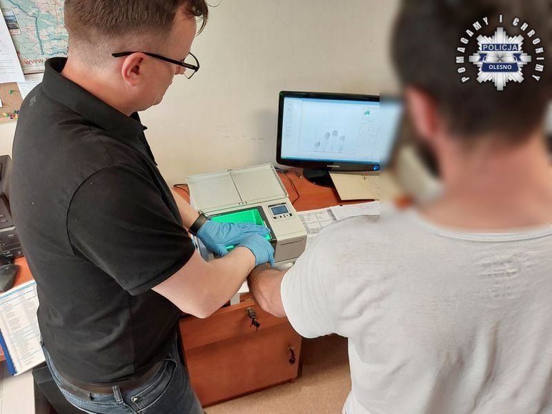 Jaworzno: Pijany obywatel Gruzji doprowadził do czołowego zderzenia. Grozi mu deportacja