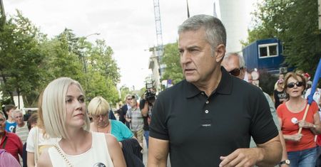 Żona Frasyniuka pozwała za wulgarne słowa. Jest oburzona wyrokiem