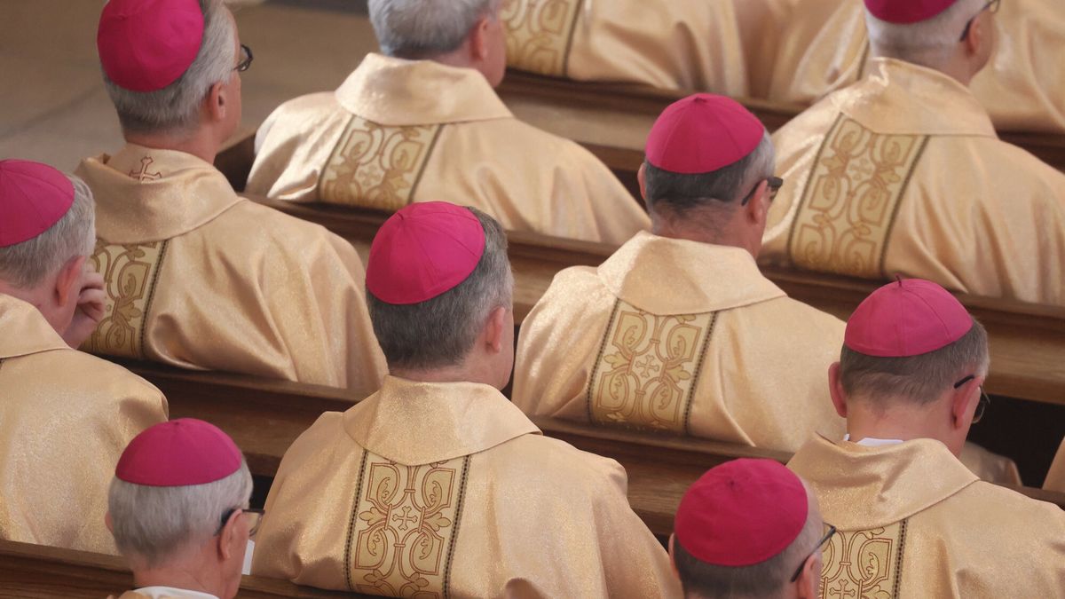 398. Zebranie Plenarne KEP
Fot. Adam Burakowski/East News, Warszawa, 11.06.2024. 398. Zebranie Plenarne Konferencji Episkopatu Polski. Msza swieta z udzialem Nuncjusza Apostolskiego w kosciele sw. Stanislawa Kostki.
Adam Burakowski