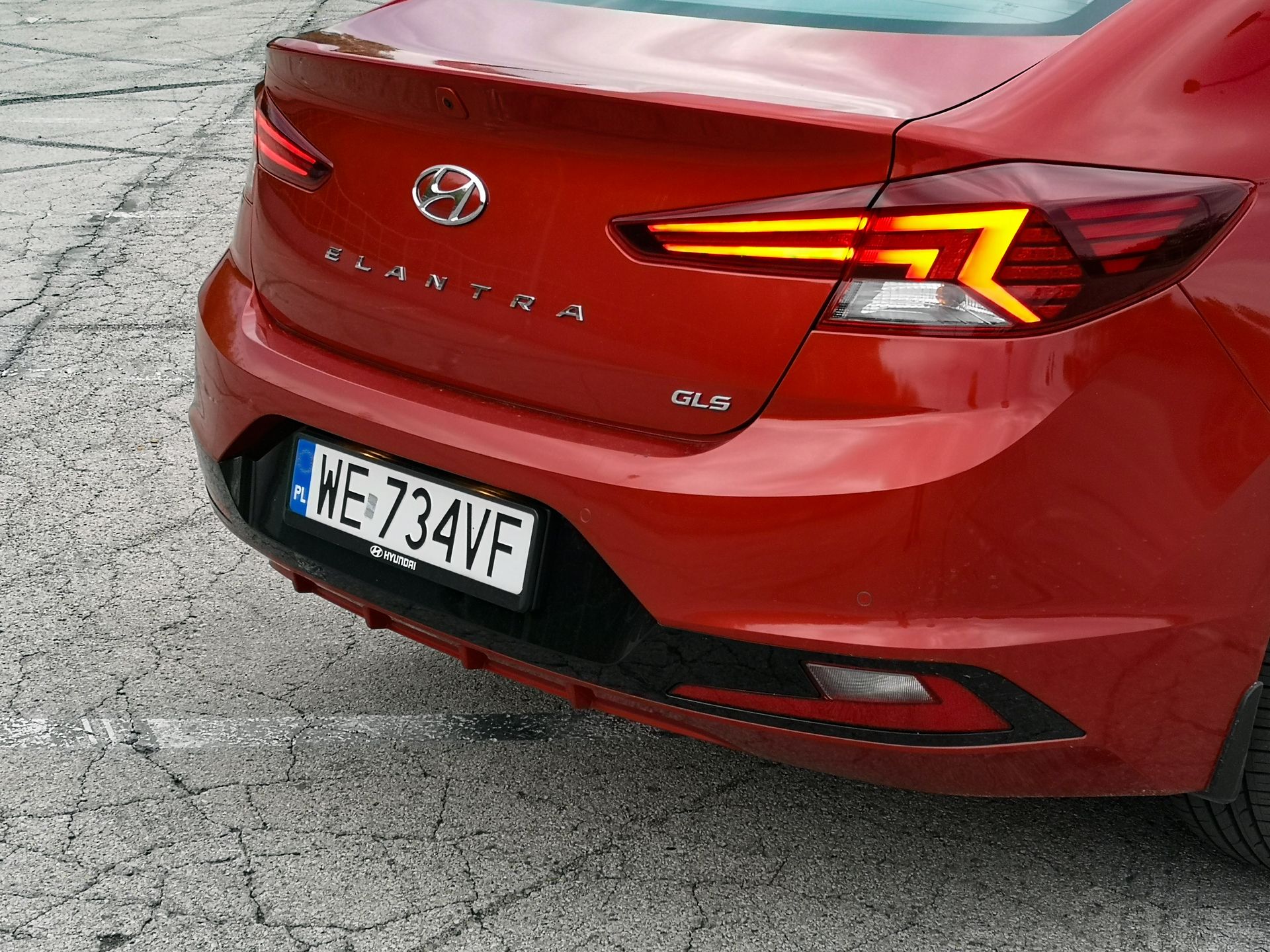 Hyundai Elantra: Hyundai SmartSense, Android Auto i kamera cofania 2