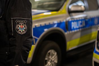 Oszukał starsze kobiety na 60 tysięcy złotych. Słowak z amerykańskim paszportem stanie przed sądem