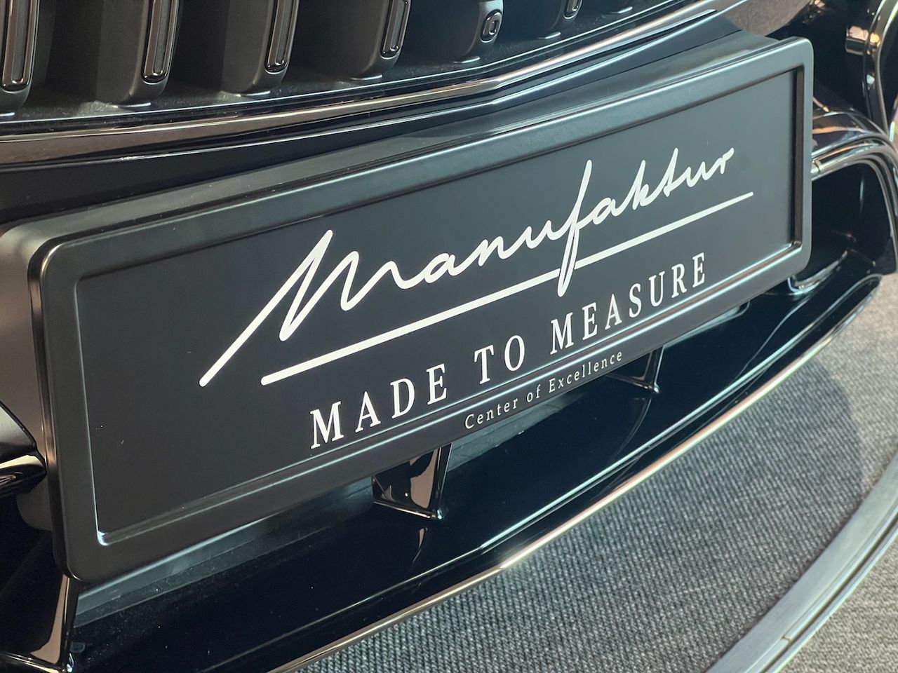 Przykład personalizacji Maybacha S680 ze studia Manufaktur