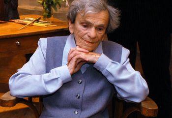 Napadł na nią na przystanku. Chwalił się, że "załatwił babkę Kiepską"