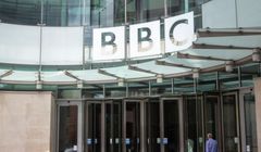 Nowy pomysł na pieniądze dla BBC. Pomoże opłata od klientów Netfliksa i Prime Video?