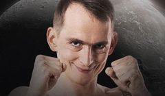 Jaś Kapela ma zostać pozwany za obrażanie Jana Pawła II. „Bardzo mnie to bawi”