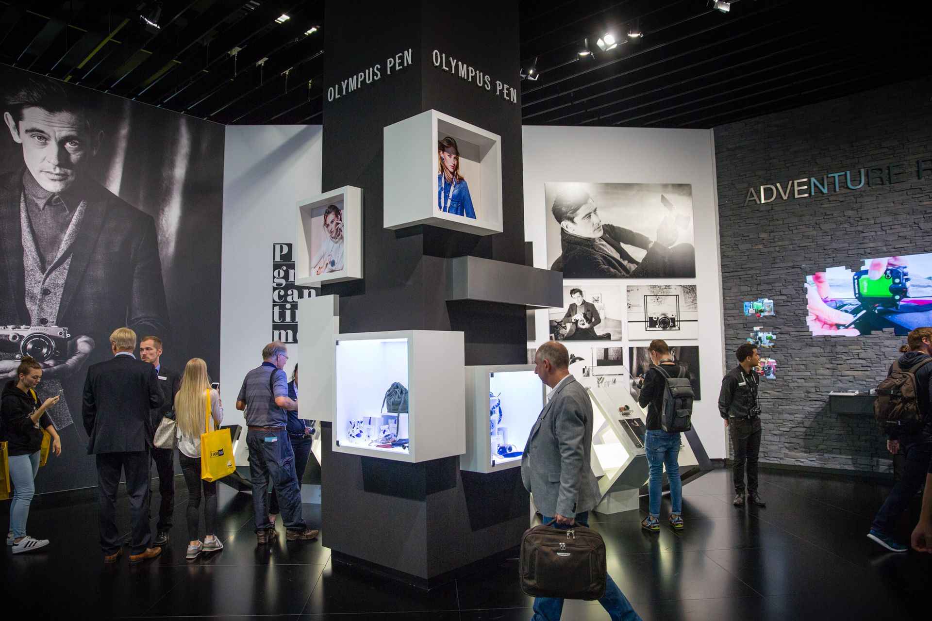 Targi Photokina 2016 pokazały, że branża fotograficzna się nie kończy, a jedynie zmienia na lepsze 21