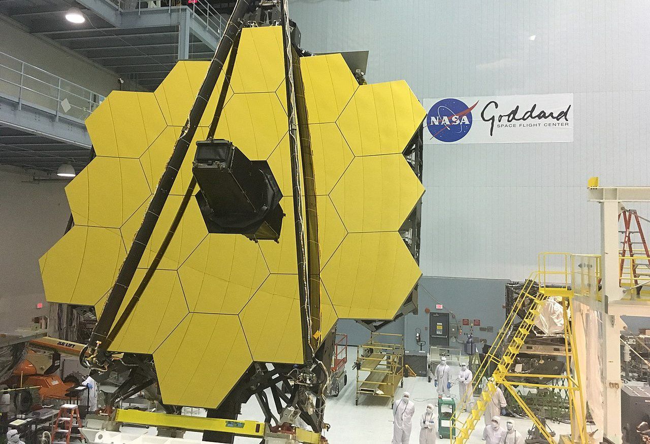 Kosmiczny Teleskop Jamesa Webba gotowy do startu. Zobacz wideo - Kosmiczny Teleskop Jamesa Webba