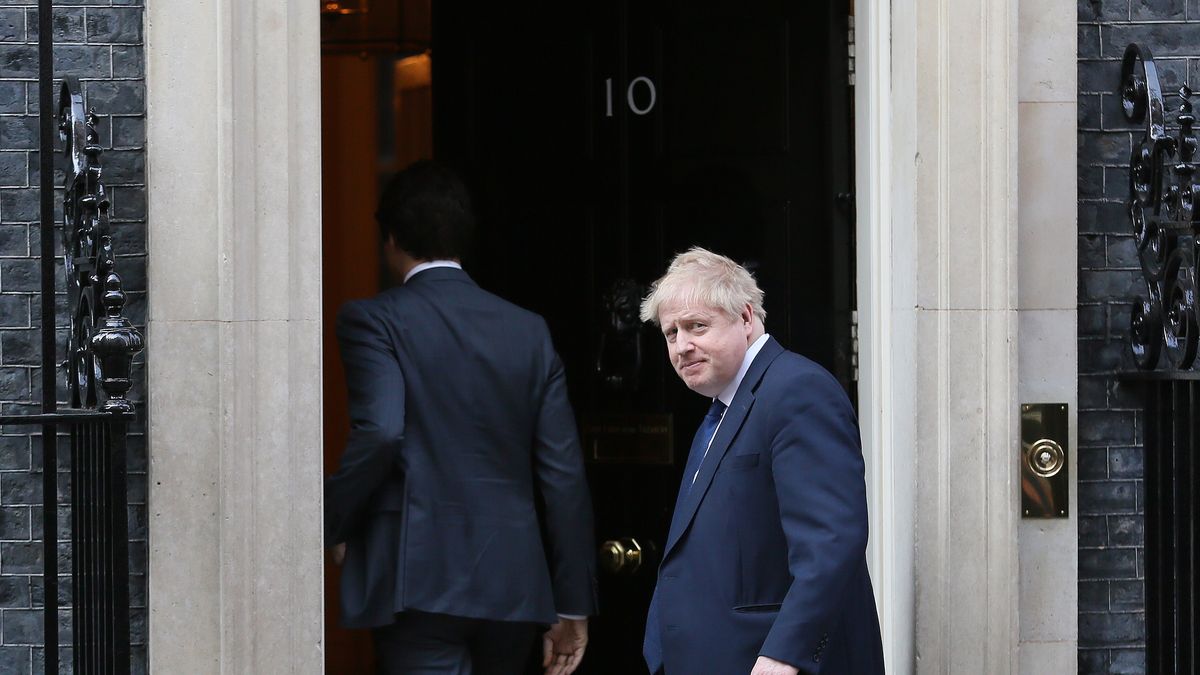LONDON, UNITED KINGDOM - MARCH 07: British Prime Minister Boris Johnson meets Canadian Prime Minister Justin Trudeau at 10 Downing Street in London, United Kingdom on March 07, 2022. (Photo by RaÅid Necati Aslim/Anadolu Agency via Getty Images)