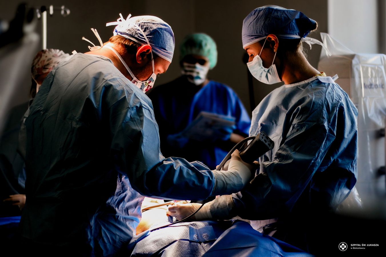 Lekarze ze szpitala w Bolesławcu operują już z wykorzystaniem robota chirurgicznego