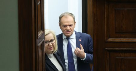 Tusk wystawi rachunek Hennig-Klosce? Nowe szczegóły o rekonstrukcji rządu