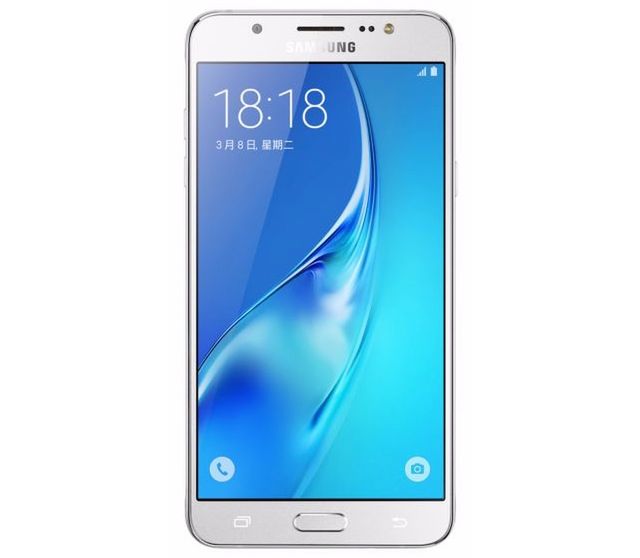 Samsung Galaxy J7 (2016) i J5 (2016) oficjalnie 3