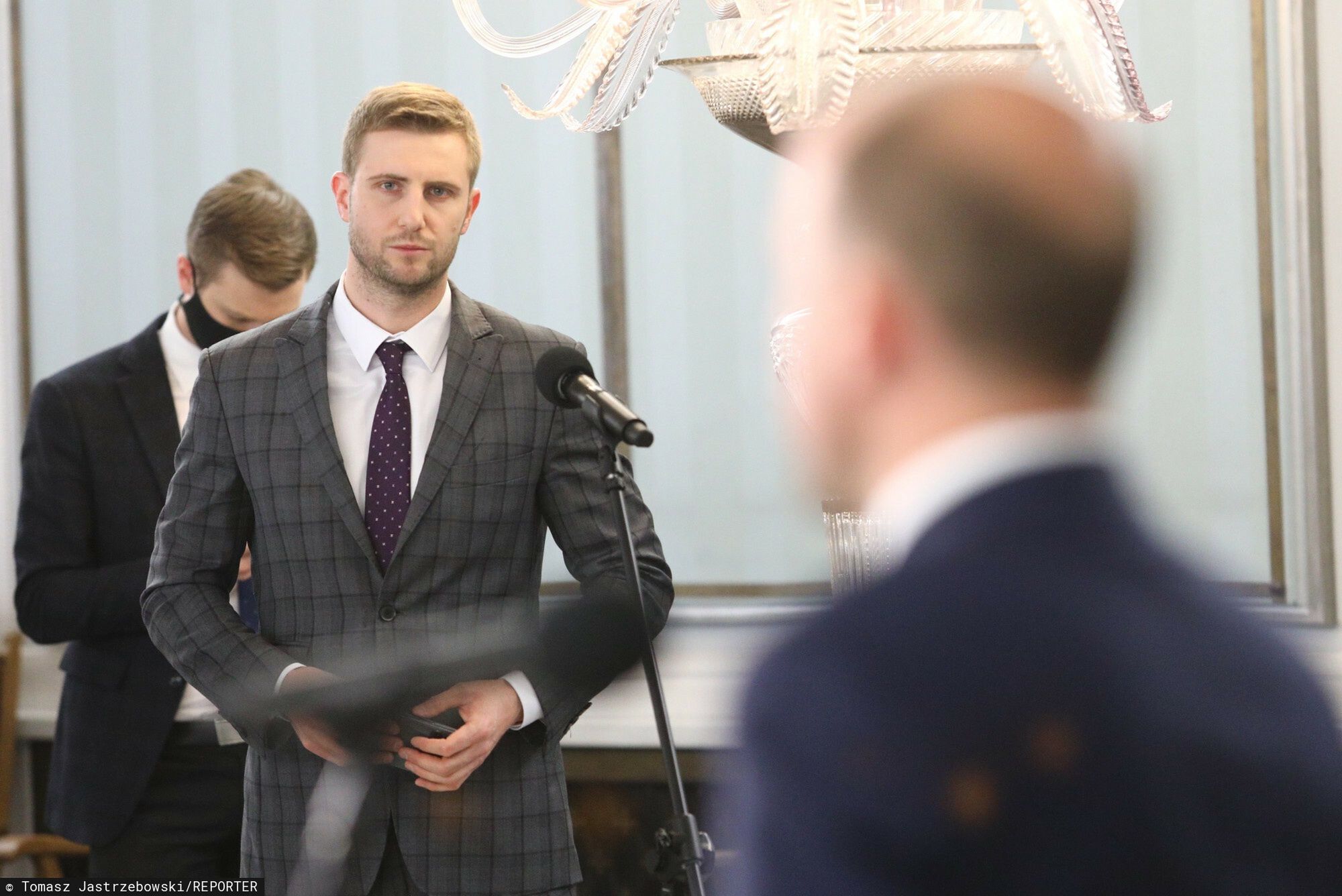 Ujawniamy majątek Miłosza Kłeczka. Współpracownik TVP dysponuje pokaźnym dobytkiem 
