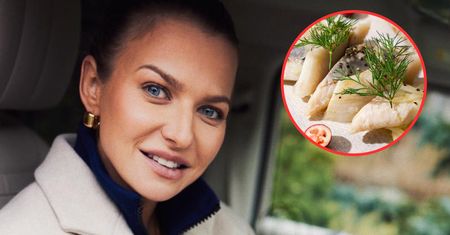 Anna Lewandowska robi śledzie z trzech składników. Potężna dawka zdrowia