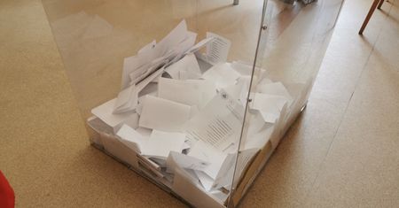 Wybory 2020 druga tura. Jak głosować na wakacjach - wniosek o dopisanie do spisu wyborców