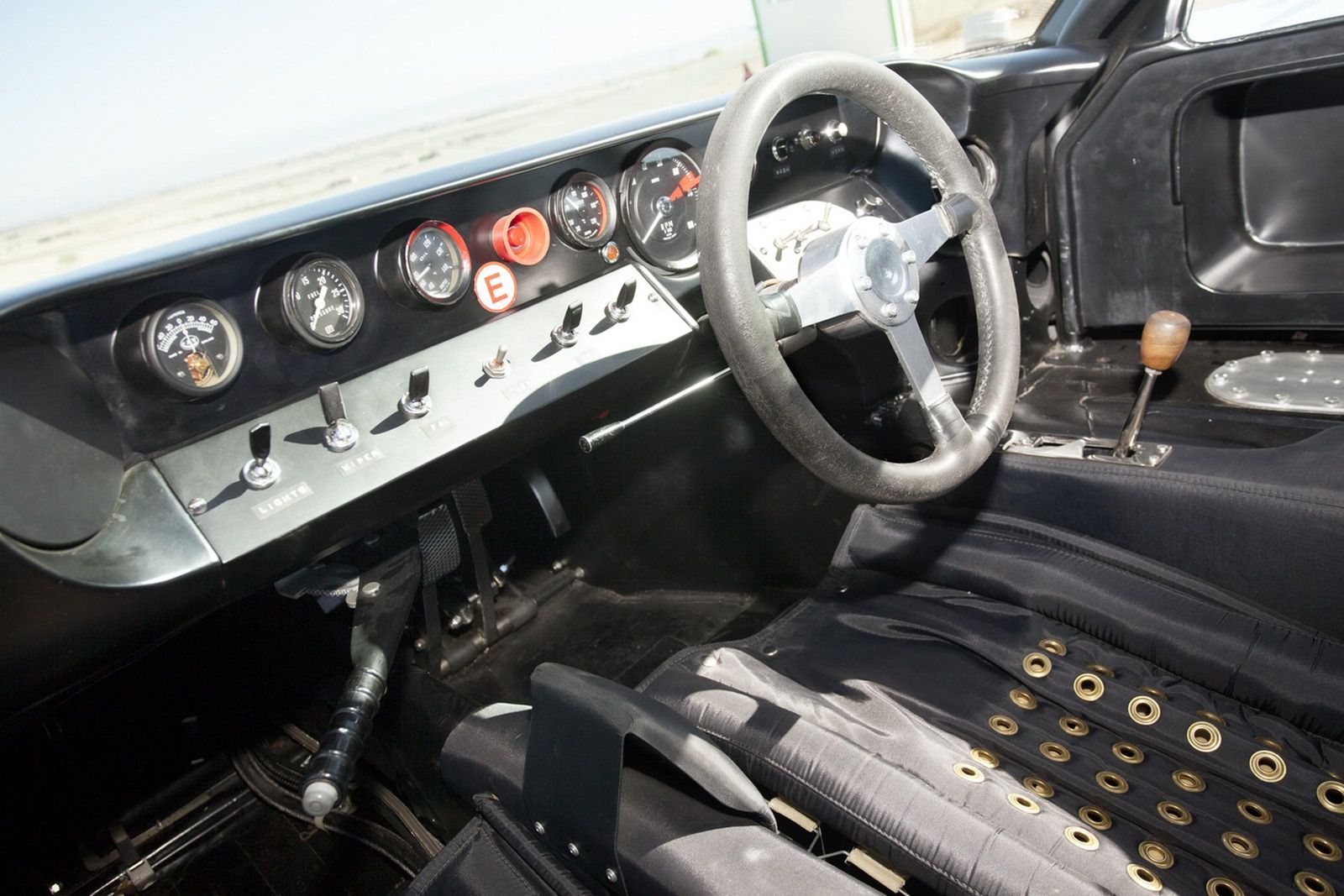 Ford GT40 Gulf/Mirage Lightweight z filmu z McQueenem [galeria] 37
