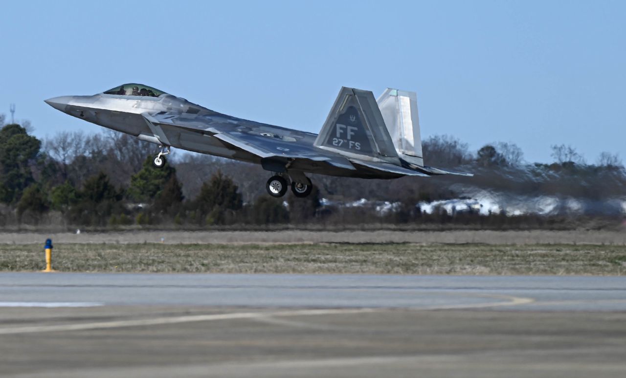 Amerykanie wykorzystali myśliwce F-22 do zestrzelenie chińskiego balona szpiegowskiego