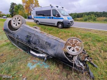 Lębork: Po alkoholu i narkotykach doprowadził do wypadku