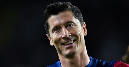 Ujawniono, ILE ZAROBIŁ Robert Lewandowski w zeszłym roku. Lepiej usiądźcie...