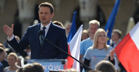 Wybory 2020. Rafał Trzaskowski najchętniej wyszukiwanym w internecie kandydatem na prezydenta
