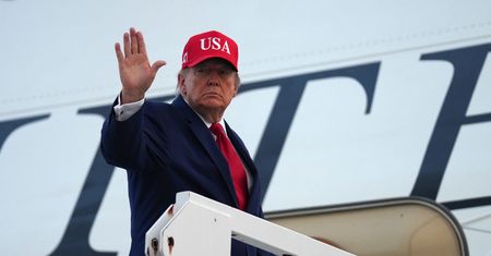 "Bardzo dobra decyzja". Trump komentuje zniesienie sankcji na Rosję