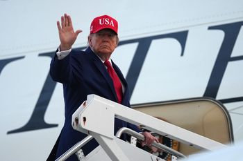 "Bardzo dobra decyzja". Trump komentuje zniesienie sankcji na Rosję