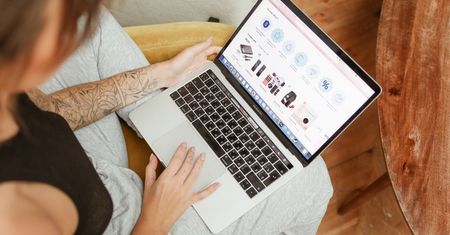 Twoja firma może zniknąć z wyników wyszukiwania przez AI - Sprawdź, jak się przed tym zabezpieczyć