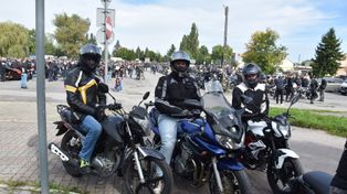Tarnów: Zakończenie sezonu motocyklowego. Na plac starej Kapłanówki zjechali właściciele i miłośnicy jednośladów, trójkołowców i quadów