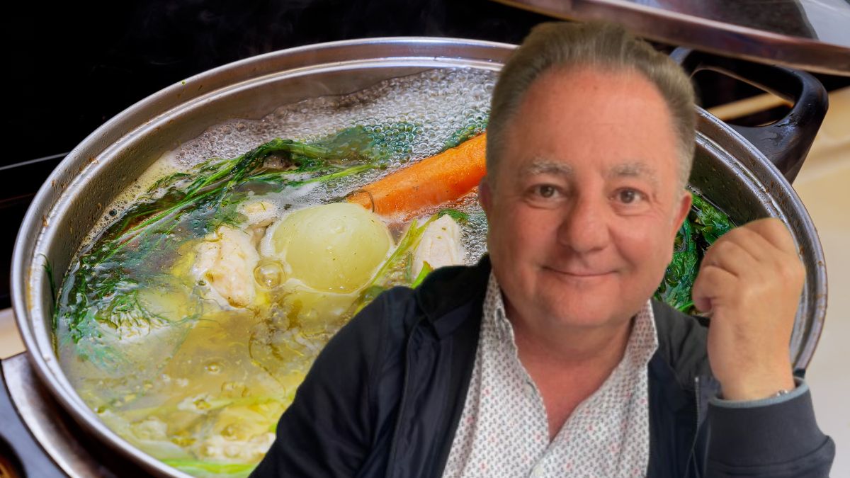Robert Makłowicz gotuje rosół na sprawdzonym patencie