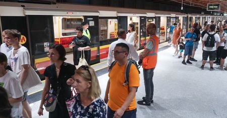 Metro na Bemowo otwarte. Nowy odcinek drugiej linii w Warszawie