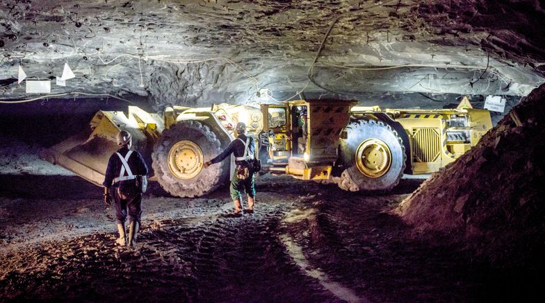Górnicy wyłudzili prawie pół miliona złotych. Siedzieli w domu, wpisywali nadgodziny