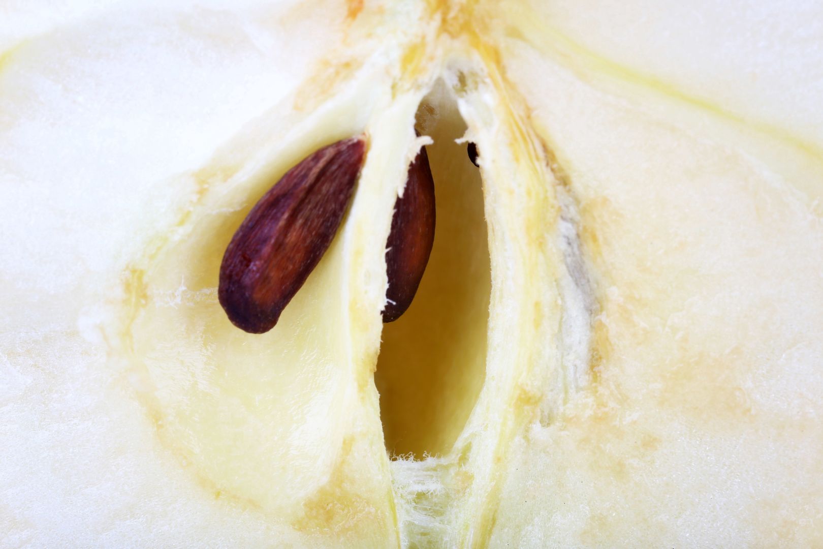 Pestki jabłek mogą spowodować zatrucie organizmu