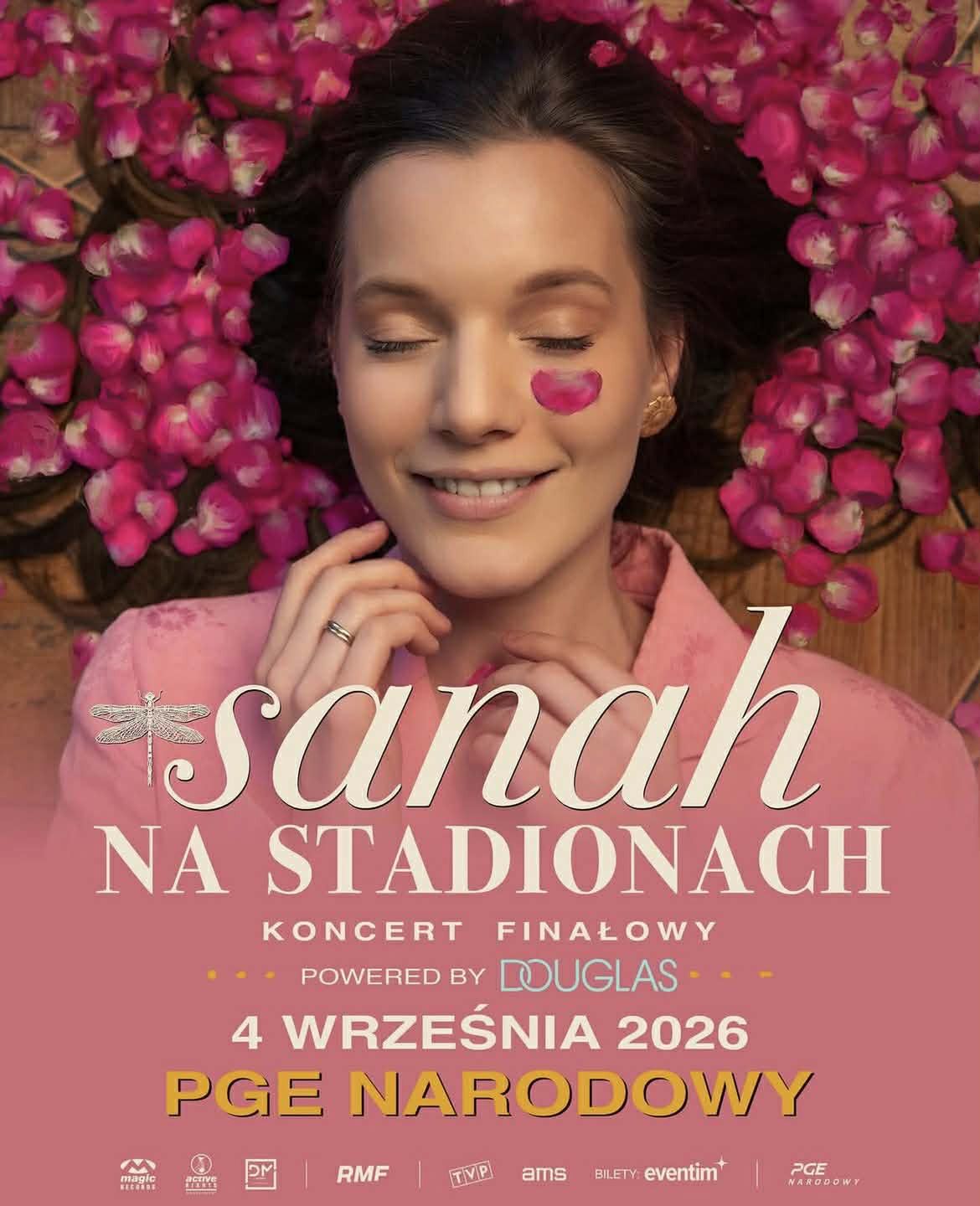 Sanah, plakat koncertu na PGE Narodowym