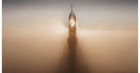 Niesamowite zdjęcia Krakowa. "Mglisto dzisiaj"