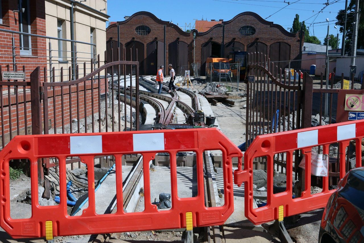 Grudziądz: Tak wygląda remont w zajezdni tramwajowej MZK przy ul. Dworcowej. Mamy zdjęcia