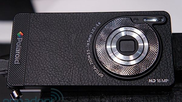 Telefon z aparatem to już standard – czas na aparat z telefonem 1