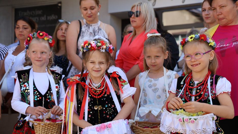 Boże Ciało w Grodzisku Wielkopolskim. Uroczysta procesja przeszła ulicami miasta