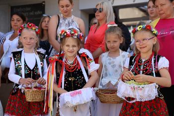 Boże Ciało w Grodzisku Wielkopolskim. Procesja przeszła ulicami miasta
