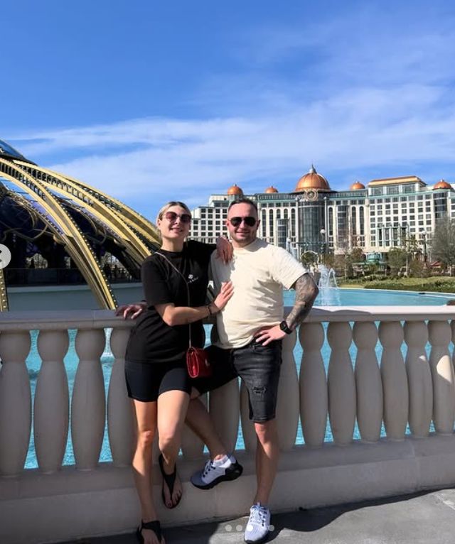 Magdalena Narożna z ukochanym