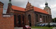 Panele fotowoltaiczne na dachu kościoła. "Jezus, Maria. To nieporozumienie"