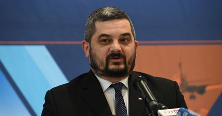 Krzysztof Sobolewski o karierze żony: dowiaduję się ostatni