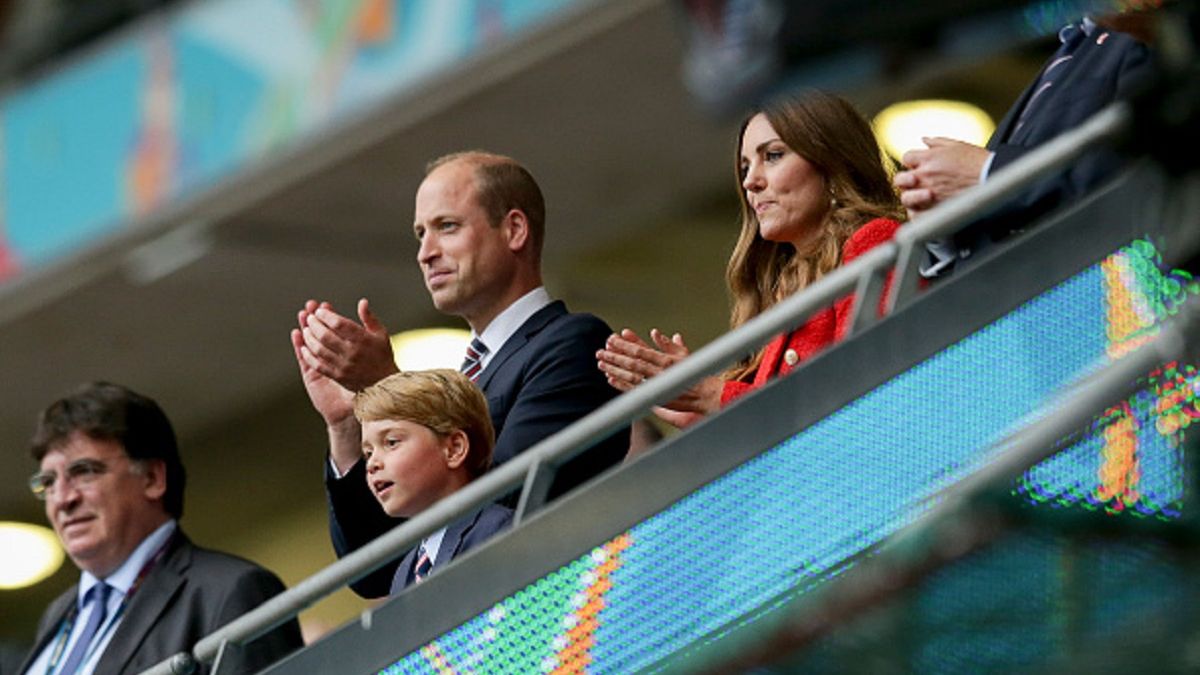Książę William, Księżna Kate i Książę George na Wembley