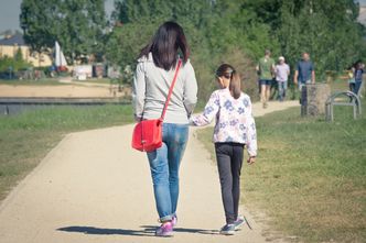 Premier odpowiedział na pytanie o 800 plus dla obcokrajowców. "52 tys. postępowań"