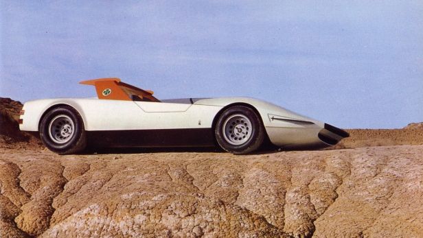 1968 Alfa Romeo P33 Roadster