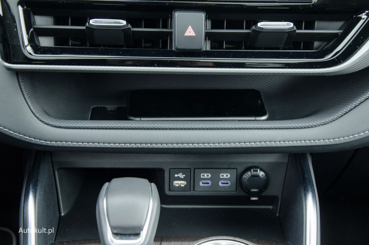 Ford Explorer vs. Toyota Highlander