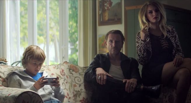 STS z serwisem i spotami o szkodliwości pornografii dla dzieci (wideo)