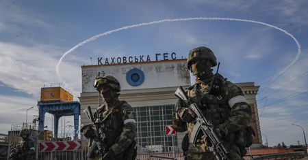 Wojna w Ukrainie. Rosyjscy żołnierze znów nie mają co jeść. Polują na psy